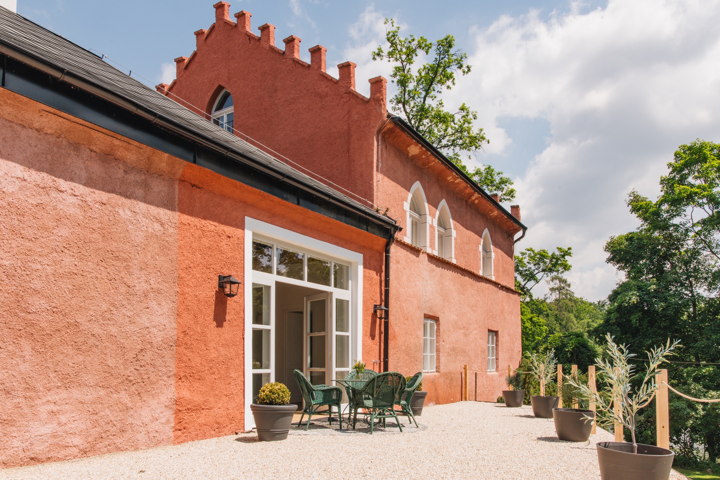 Castle Cerveny Hradek Sedlcany 10