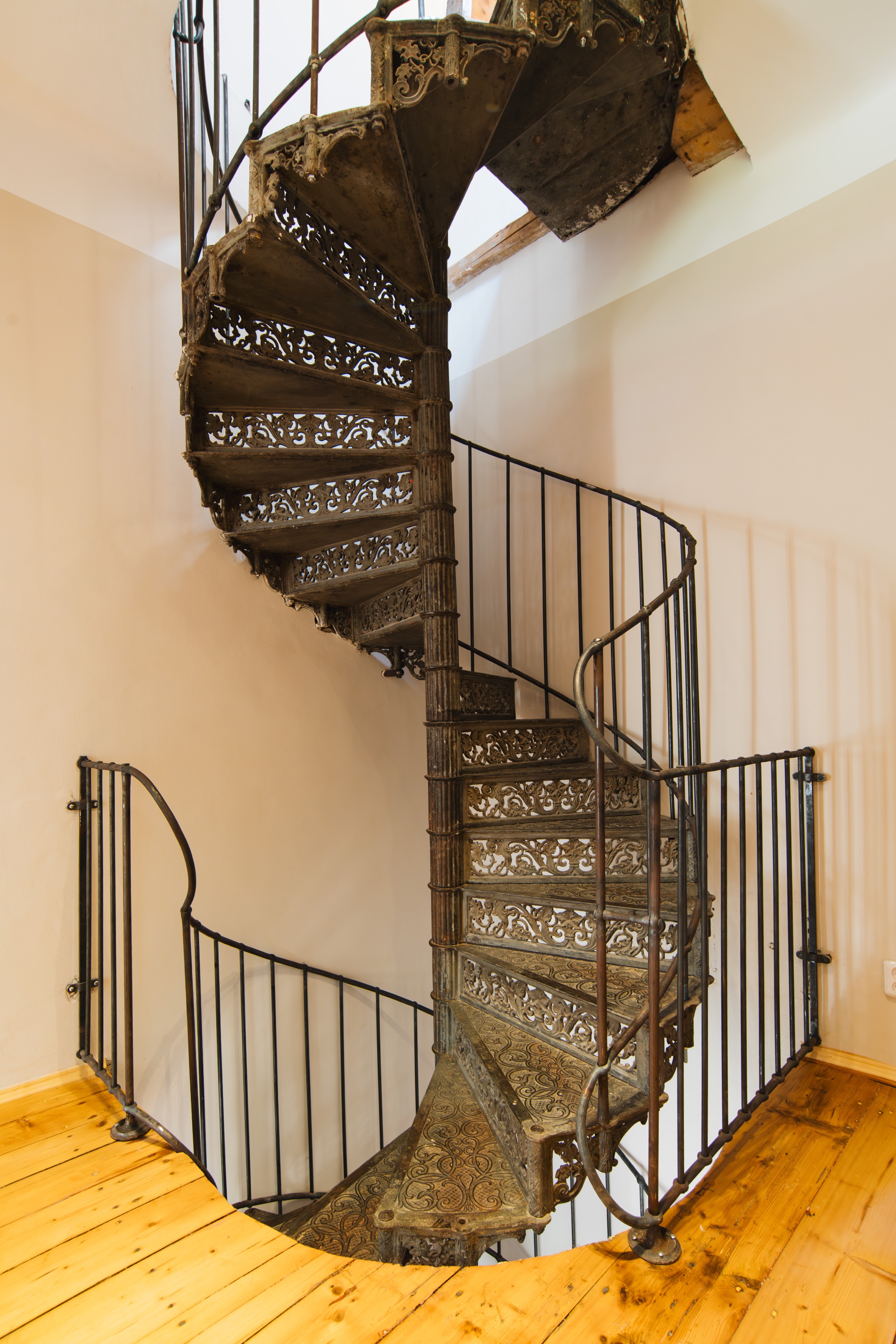Castle-Cerveny-Hradek-Sedlcany-Inside-20