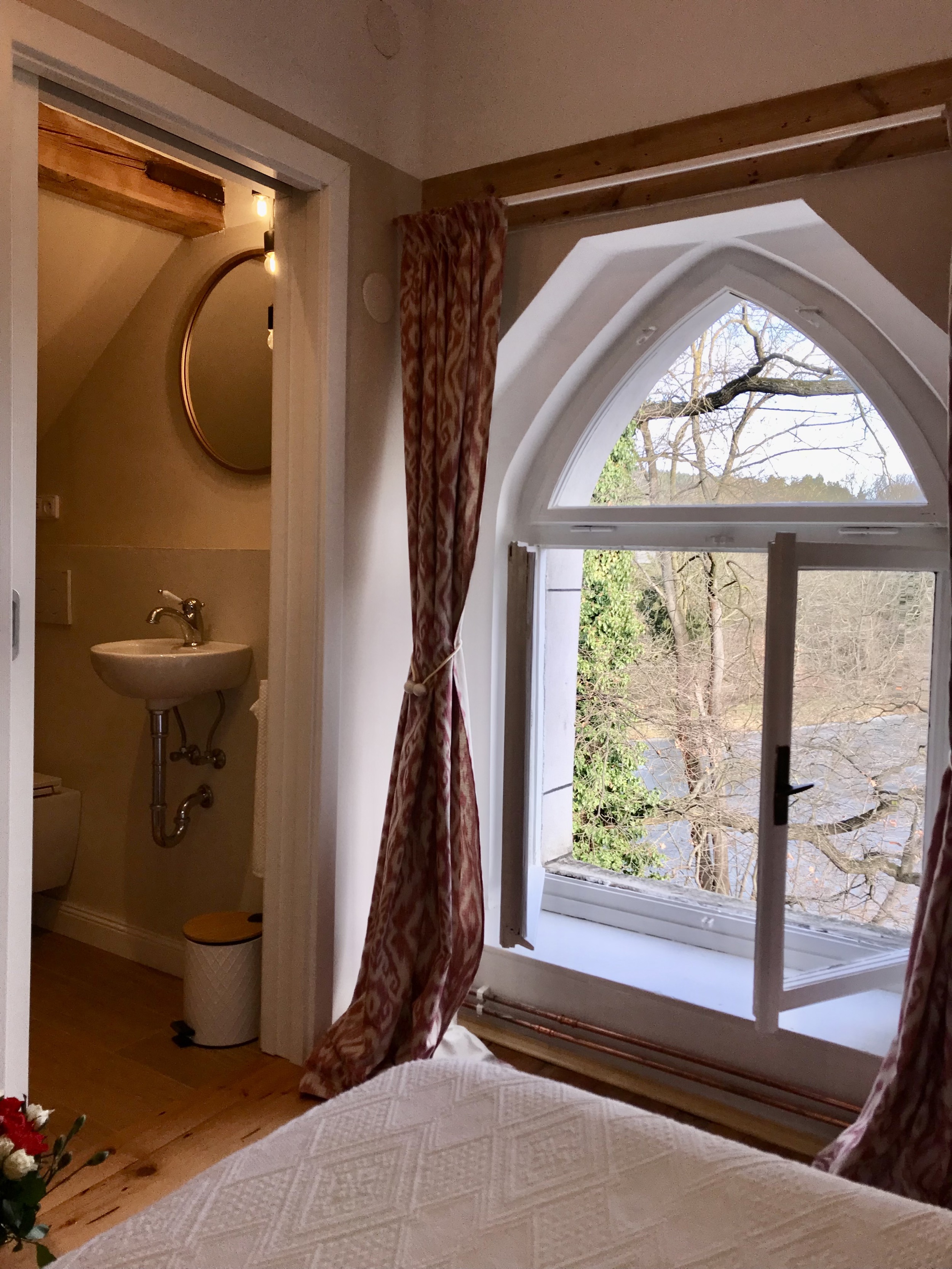 Cerveny-Hradek-Sedlcany-Double-Bedroom-6